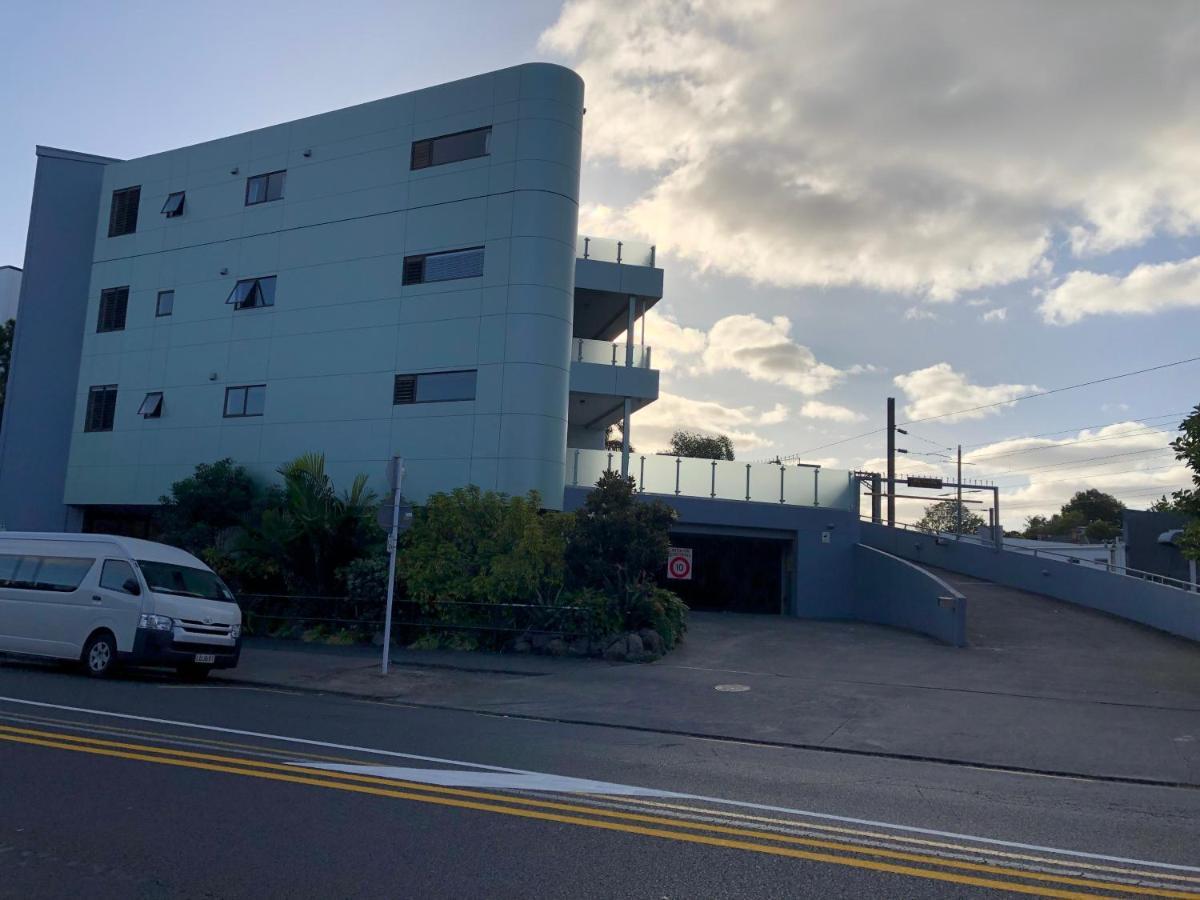 Cool Apartment, Central To Everything, Share With 2X Bulldogs Auckland Eksteriør billede